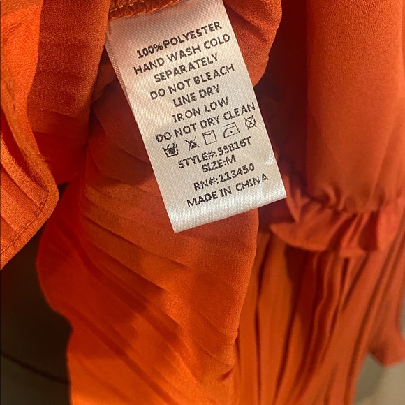 MILK & HONEY Ruffled V-Neck Blouse - Vibrant Orange NWTs - Picture 10 of 10